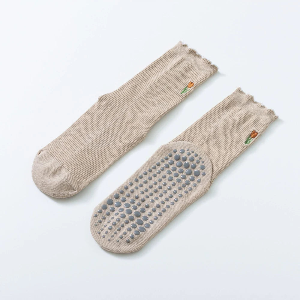 Elegant Embroidered Flower Non-Slip Yoga & Pilates Socks